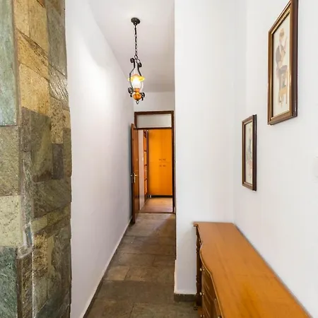 Guest house Stone House & *